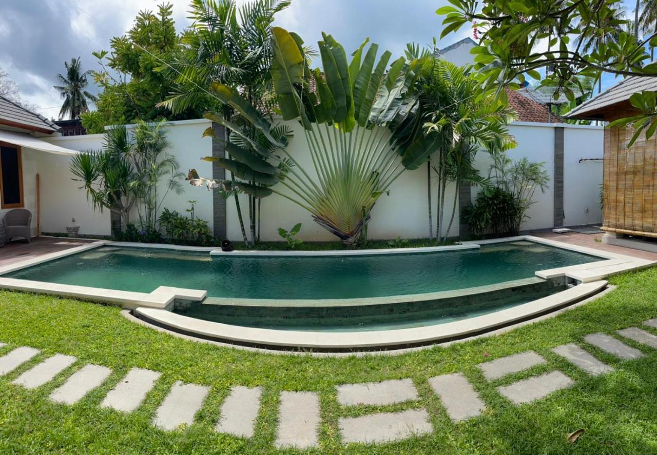 Villa Casa Shanti Deluxe Lovina Exterior foto